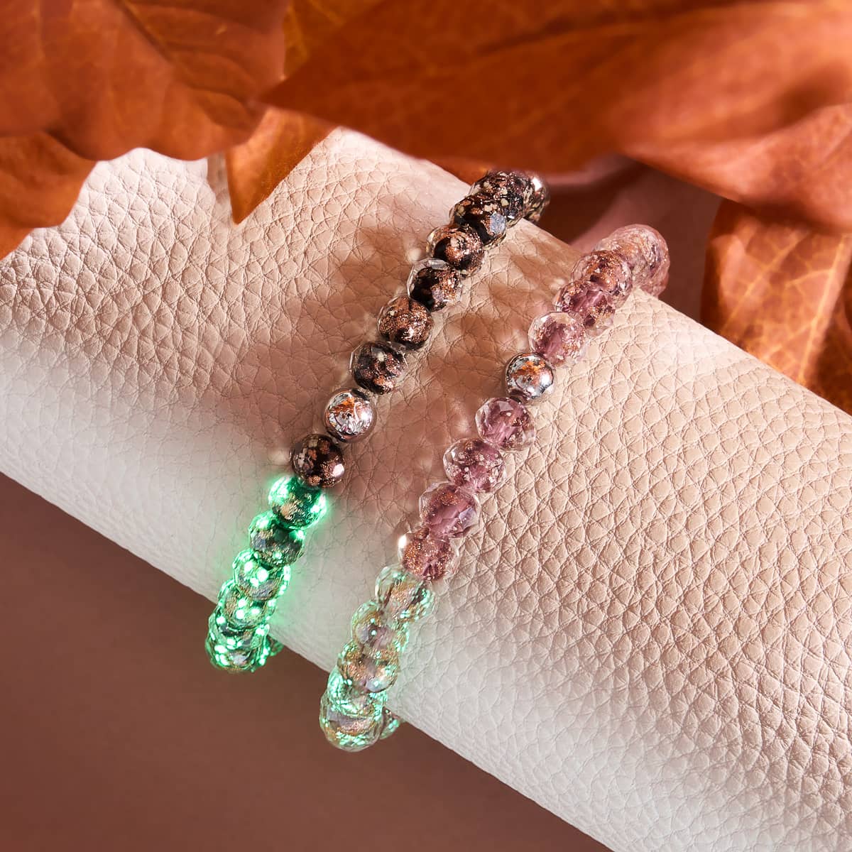 Size: 7.8" / 20cm Circumference