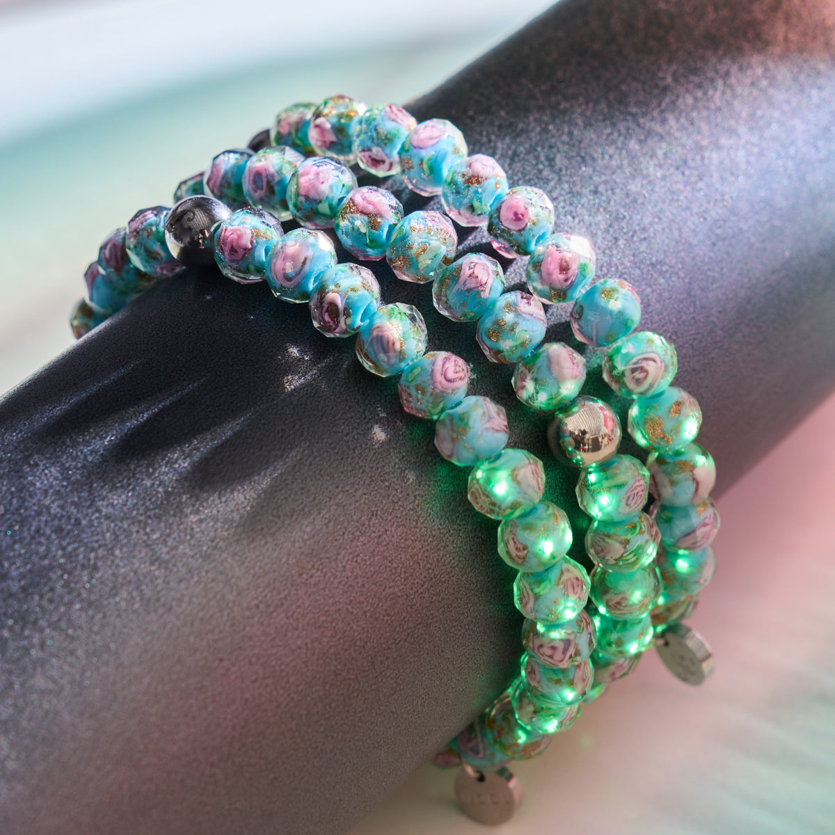 Size: 7.8" / 20cm Circumference