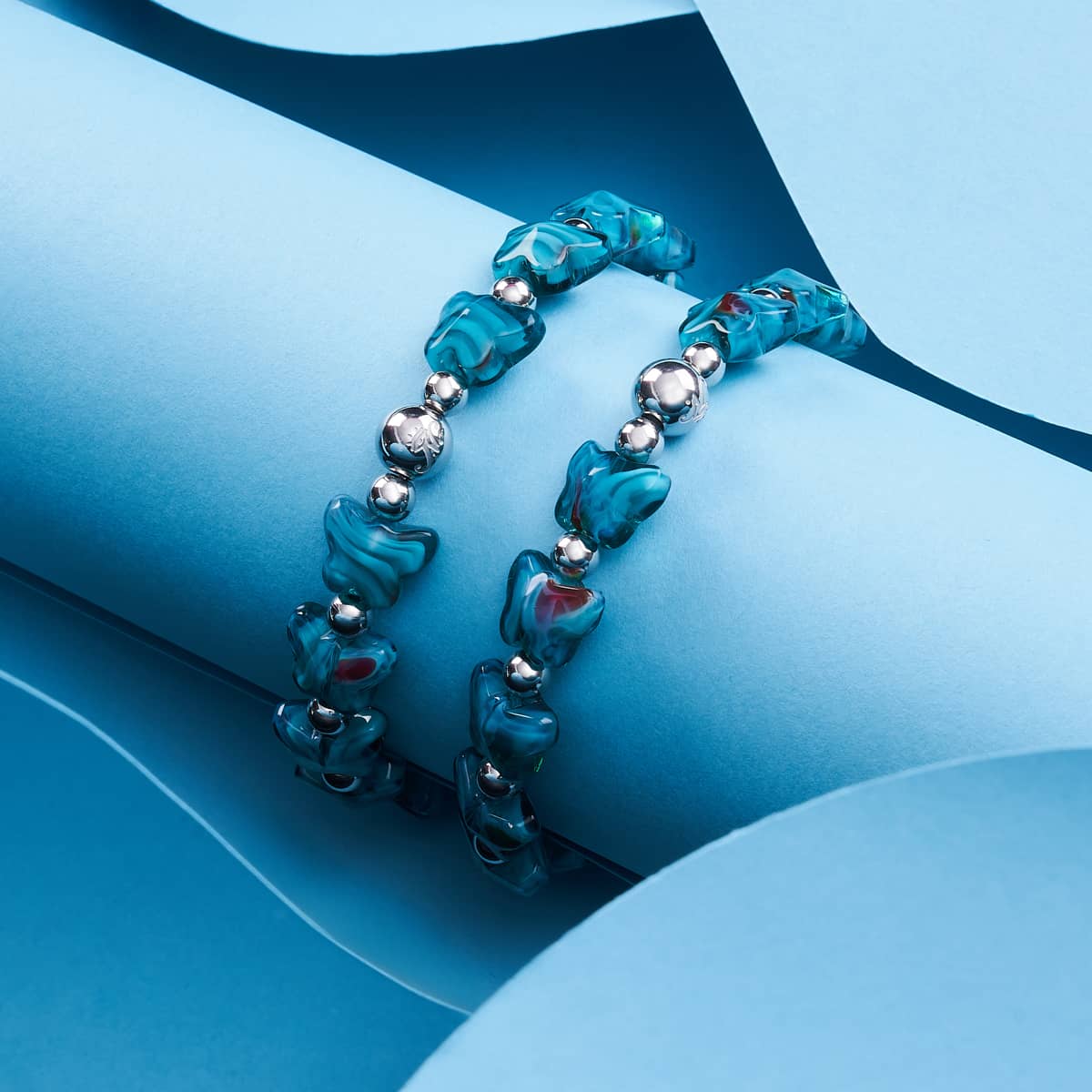 Size: 7.8" / 20cm Circumference